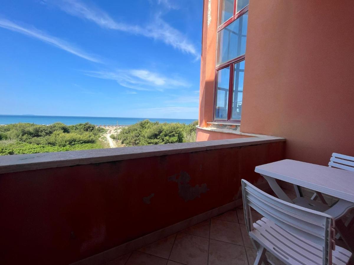 Appartamenti Regina Del Mare Calambrone Eksteriør billede